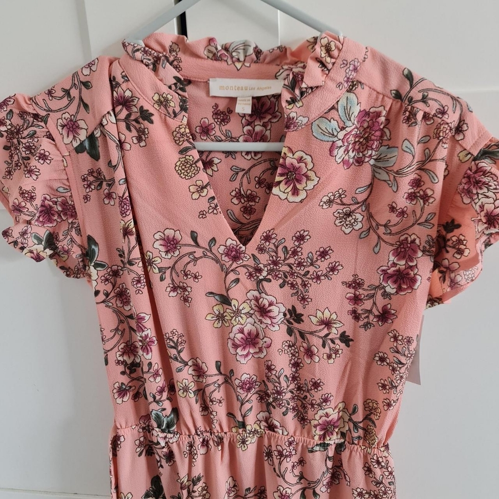Monteau floral dress size small
